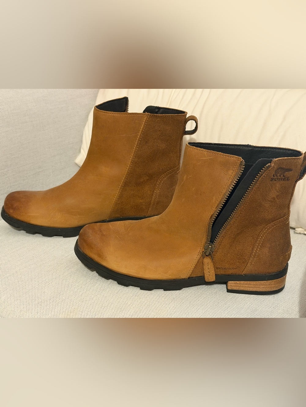 Sorel - Chestnut Brown Leather Side-Zip Ankle Boots